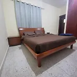 Lux Full Studio Apartment 905